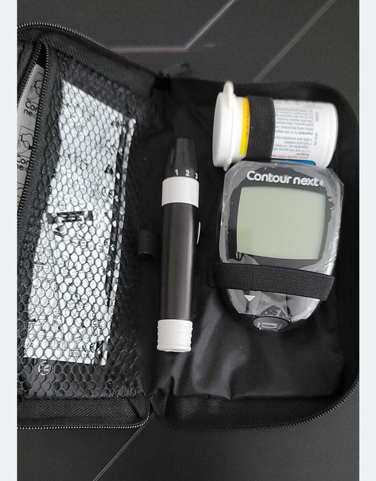 Contour Next glucometru