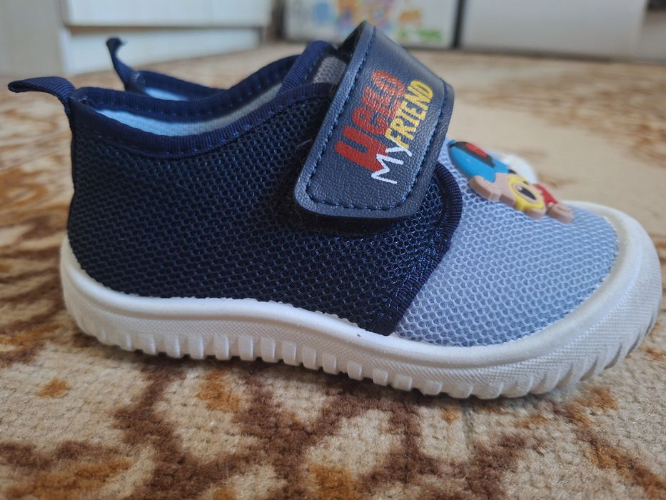 Пантофи 24 размер