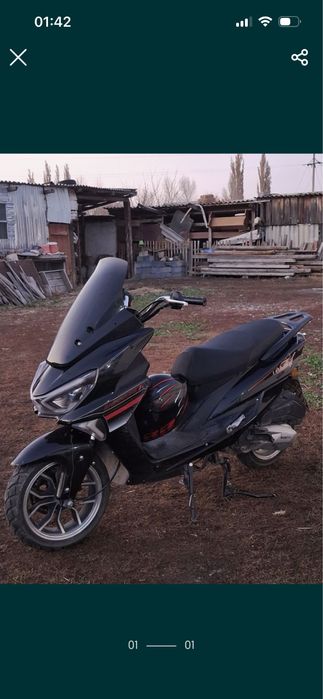 Мопед продается Макси обмен только айфон