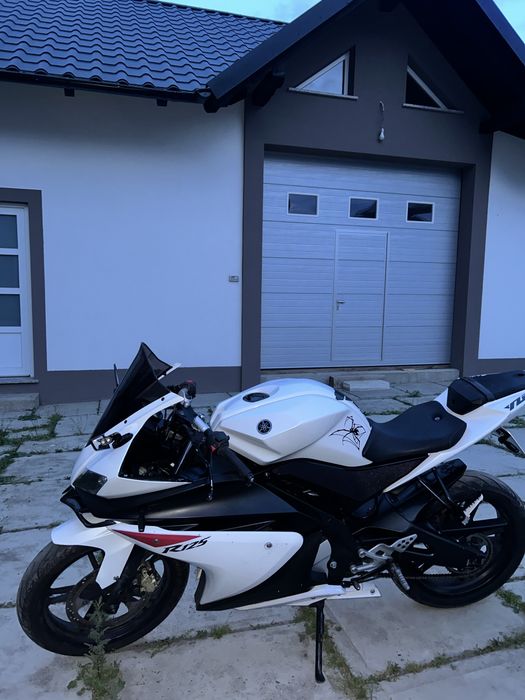 Motor Yamaha YZF R125