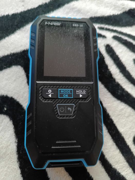 Voltmetru digital