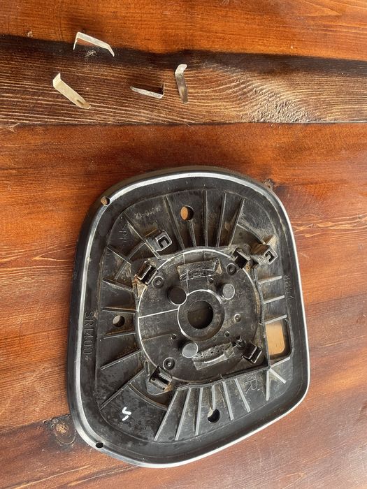 Зеркало правое Прадо150