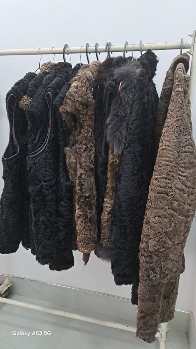Продаётся каракул,шубы