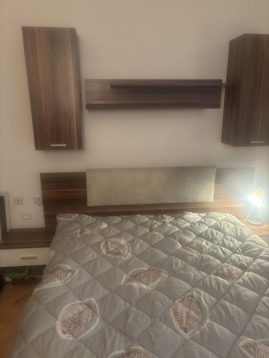 Спалня с нощни шкафчета 160/200