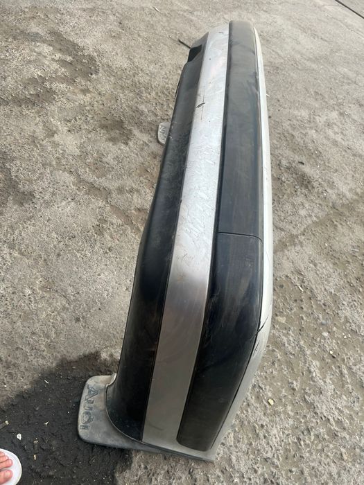 Продам капот и задний бампер Ауди с4