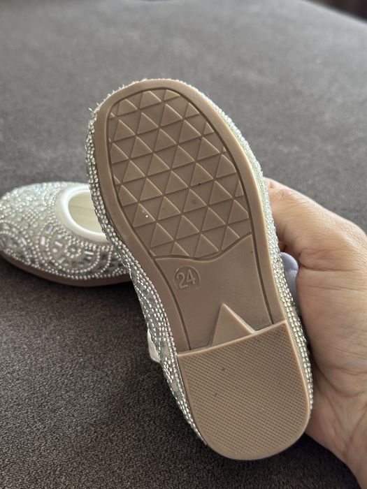 Туфли для маленьких девочек