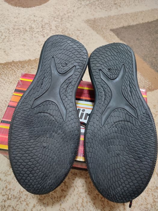 Adidasi Battisto Lascari, noi in cutie nr.43(brant 27,5 mm)