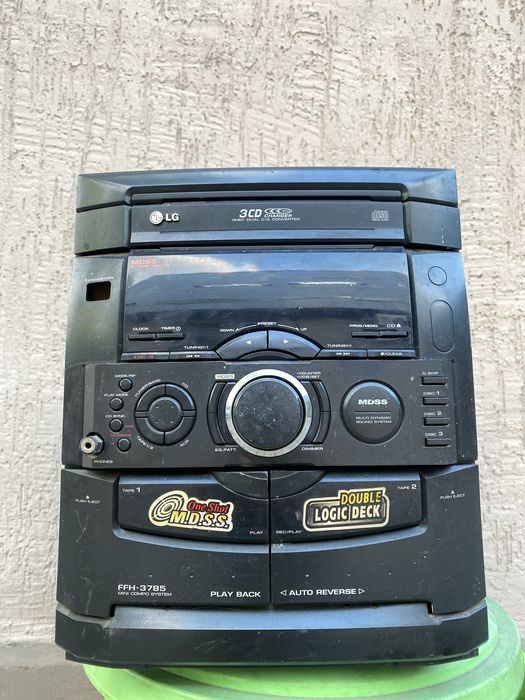 Музыкальный центр LG