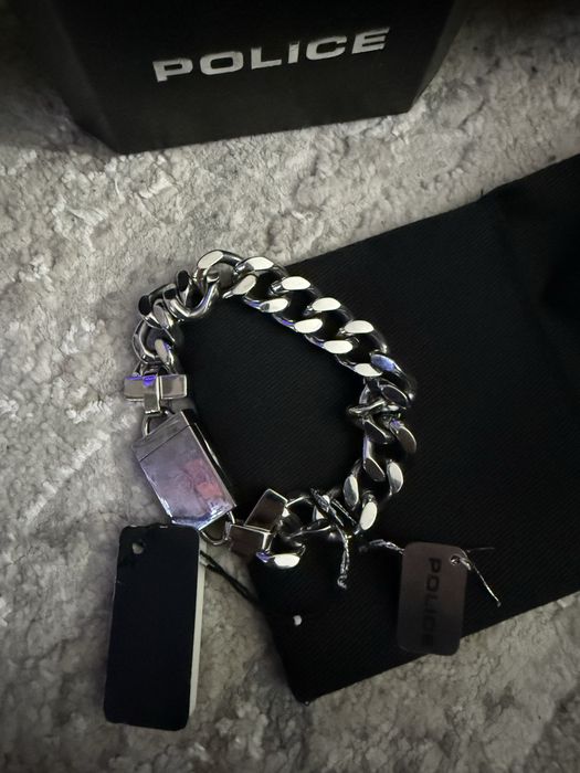 Bratara Police din argint