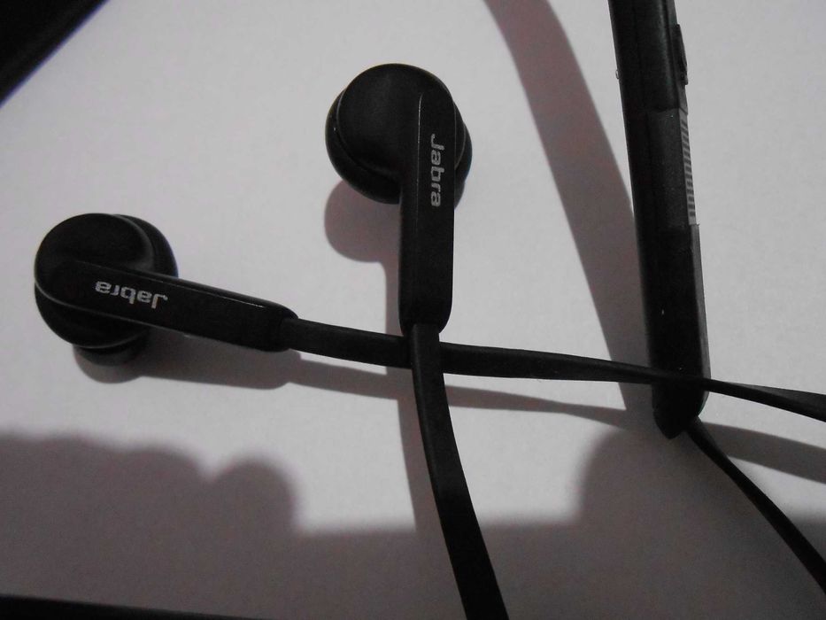 căști JABRA  si TOMMY