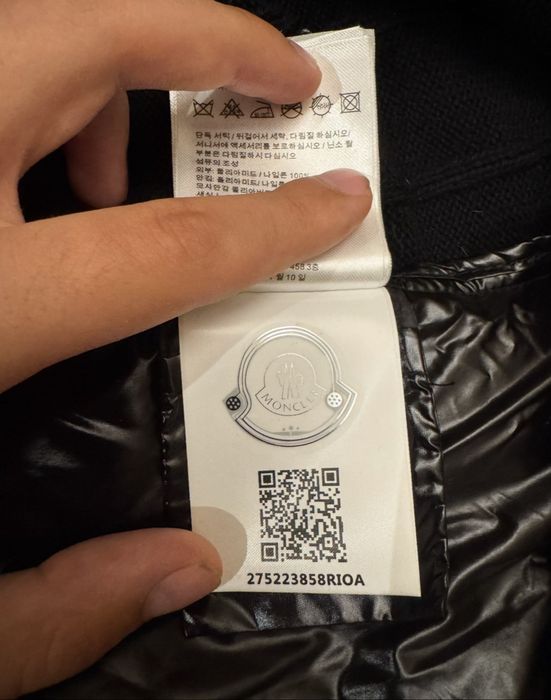 Moncler vest original