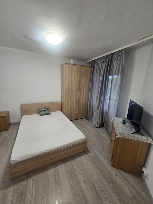 Apartament 2 camere de închiriat