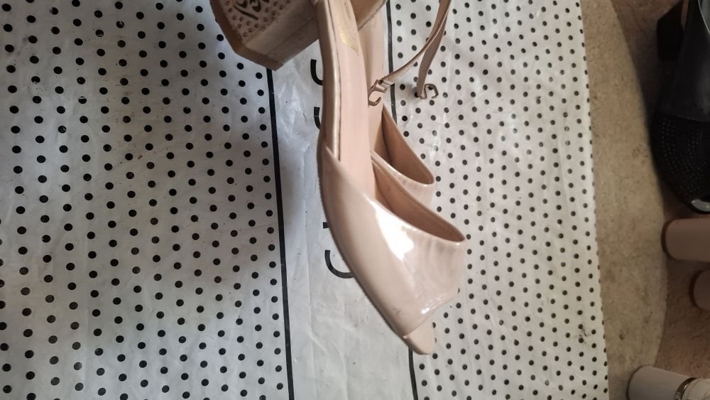 Женская обувь летом