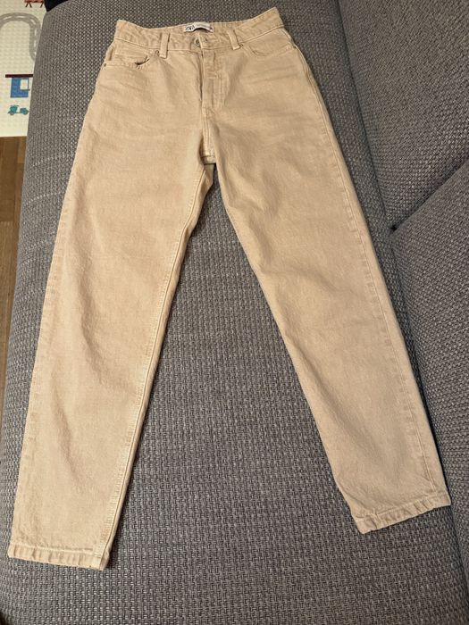 Дънки и клинове Zara