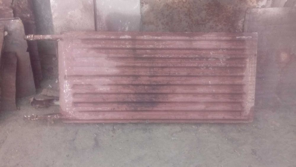 железный радиатор для обогрева
