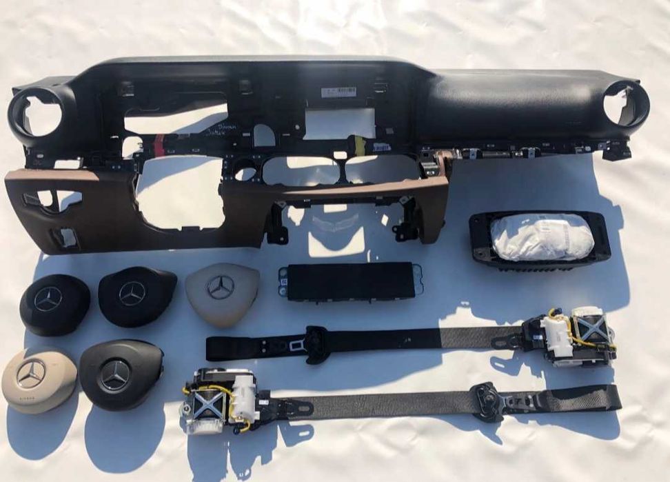 Арматурно табло ,airbag ,колани