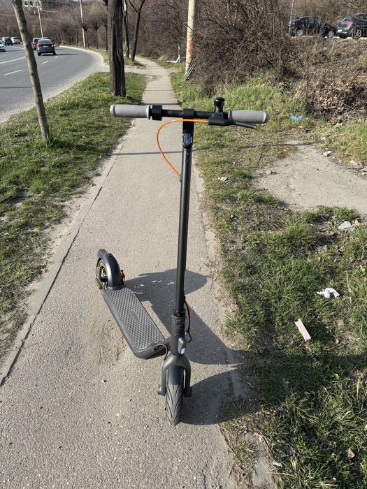 Trotineta electrica Segway Ninebot F40E