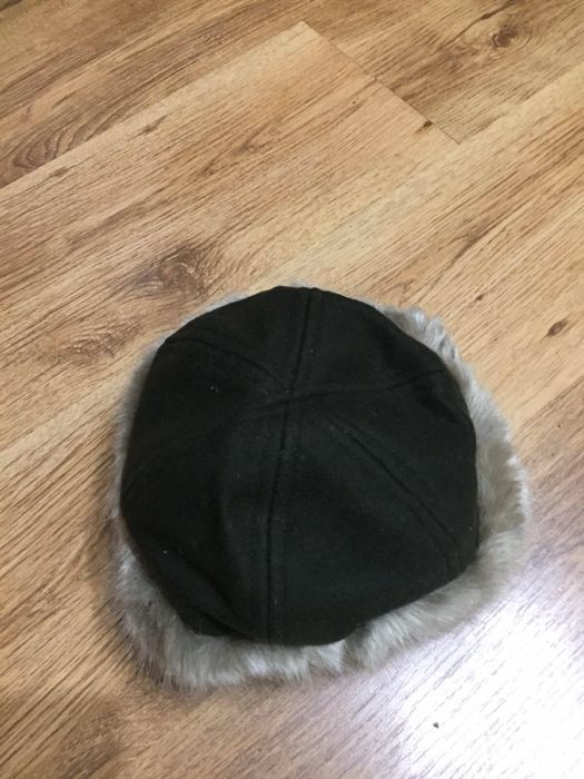 Зимни шапки и шалове