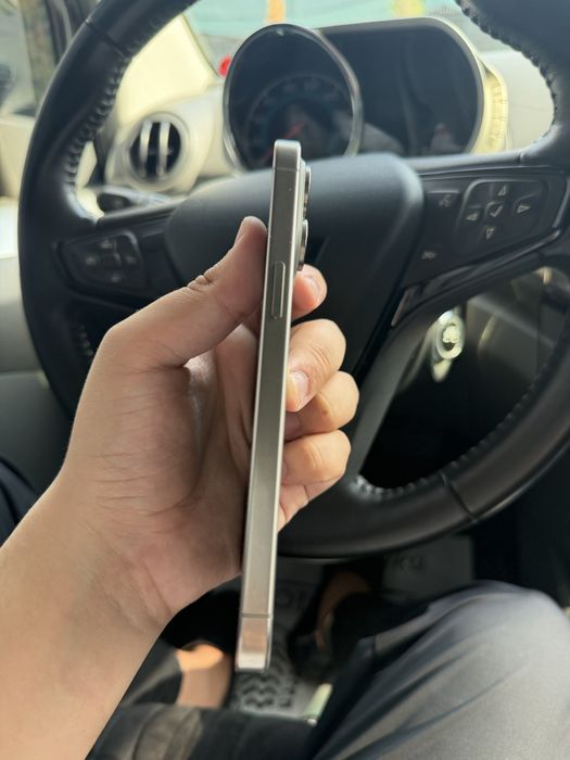 Iphone 15pro max sotiladi