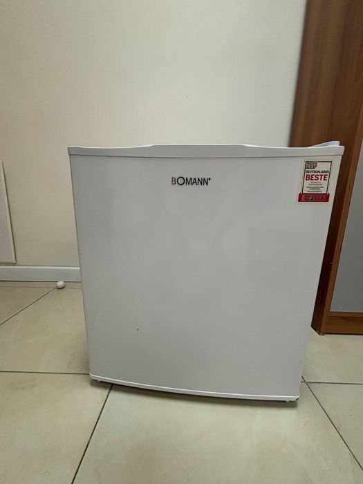Малък хладилник Bomann KB340.1 45 литра