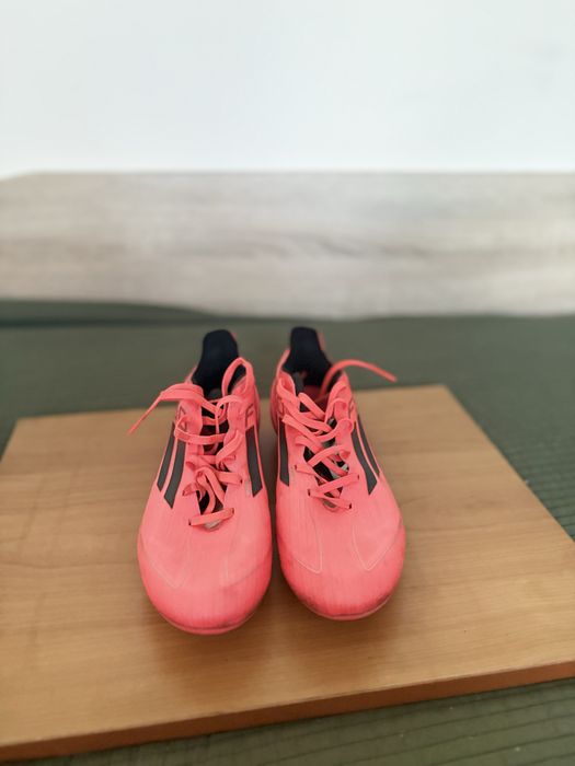 Бутонки puma future номер 43 и  addidas f 50 номер 42/50
