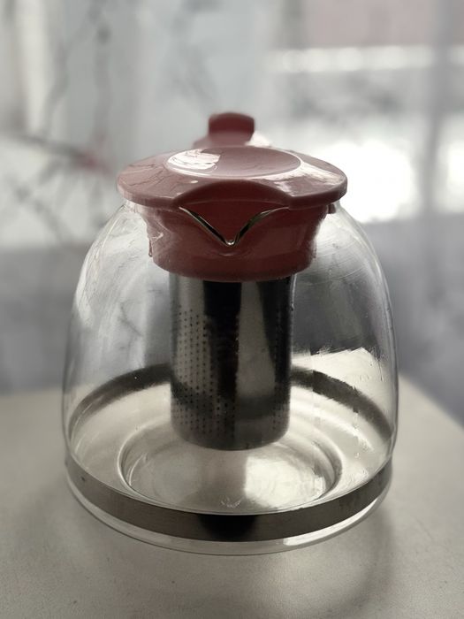 Заварник, чайник в идеальном состоянии