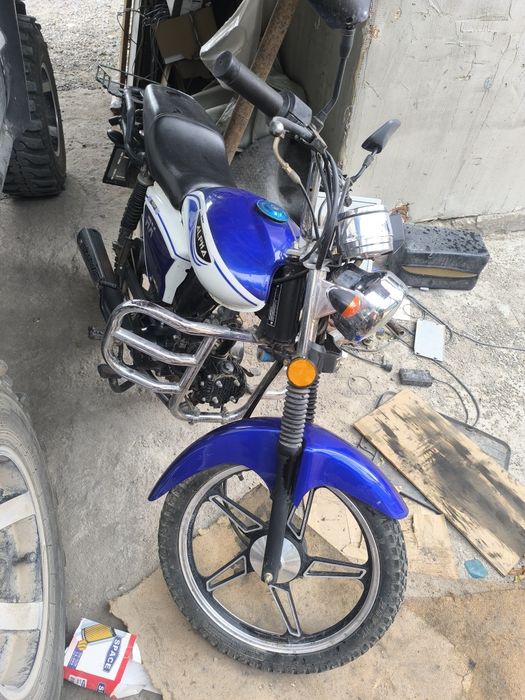 Пробам мопед Motoland «Альфа RX 11».