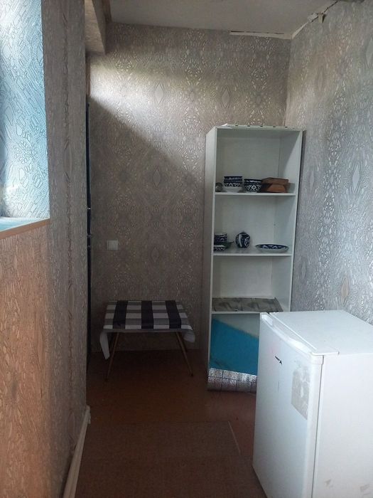 Аренда/Ijara Сергели,Массив Строитель 1/1/5 Кирпичный дом,(300&)