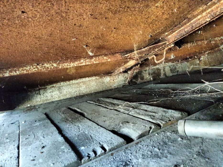 Ворота гаражные металлические