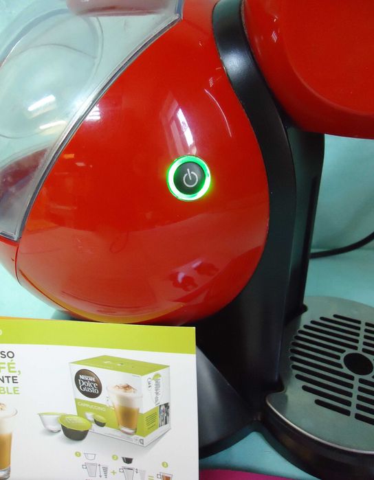 Кафемашина с гаранция 1 година NESCAFÉ® Krups Dolce Gusto Melody.Red