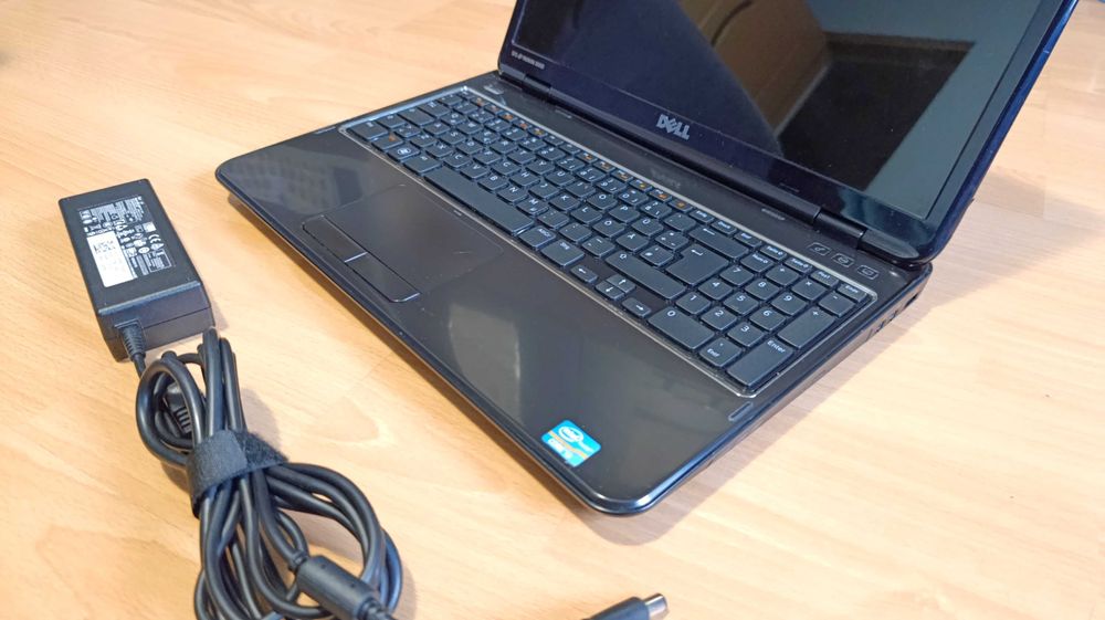 Dell Inspiron N5110 Core I3, 8GB RAM, SSD 128GB, HD3000, baterie 2 ore