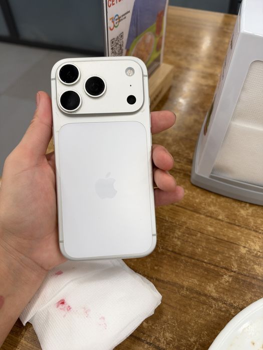 Iphone 17 pro 256 на гаранитии Мечта