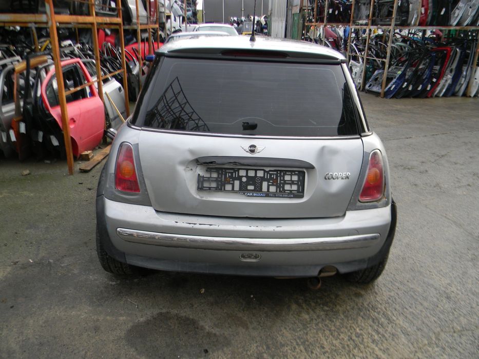 Dezmembrari Mini MINI (R50, R53) (2001-2006) Cooper Benzina