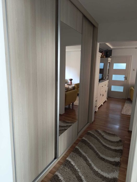 apartament 3 camere de vânzare, zona Micro 2, Turda