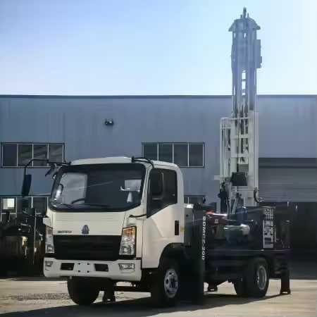 Howo Burg'ulash mashinasi   200 metrgacha  qazish quvvatiga ega