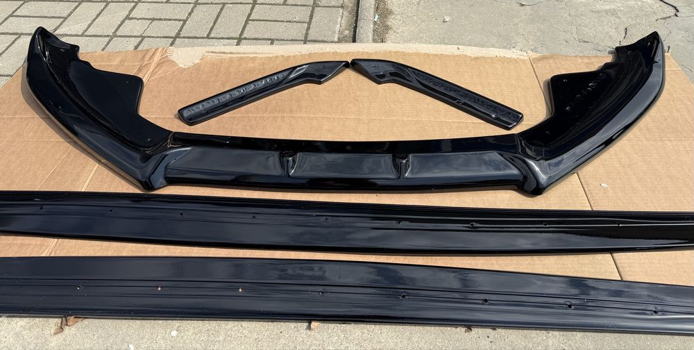 Lip bara fata, praguri ,splitter! Audi A4 B8!
