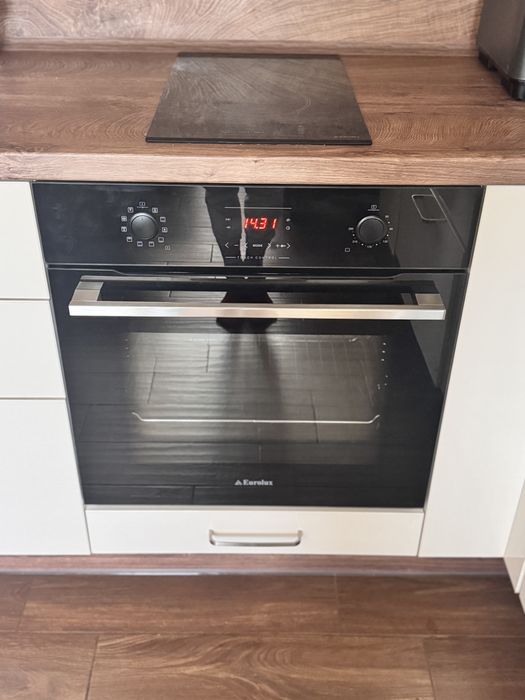 Мултифунционлна фурна и стъклокерамичен плот за вграждане Eurolux