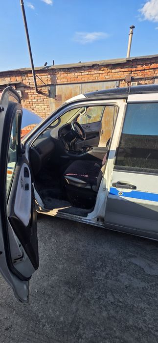 Продам nissan largo