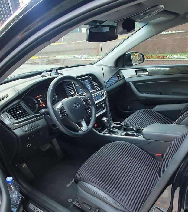 Продаётся Hyundai Sonata или обмен только квартиры