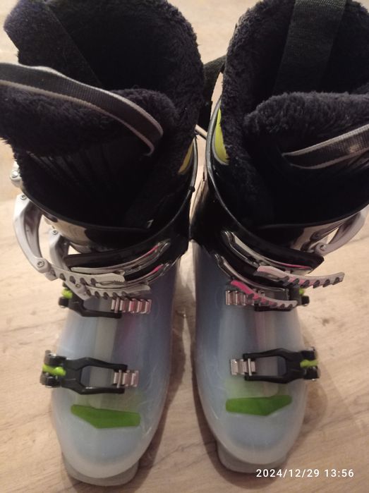 Ботинки горнолыжные детские