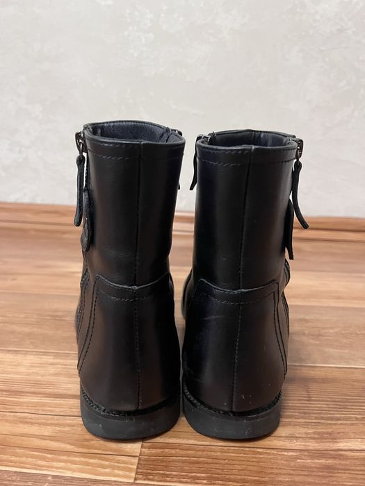 Продам осенние ботинки