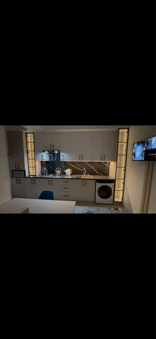 Buxoro shaxarda Joylashgan 2 xonali Hi Tech IJARAGA BERILADI