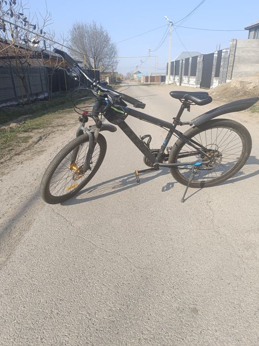 Продаем велик. Просто так стоит!