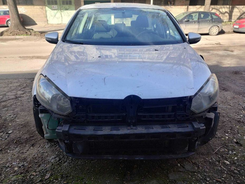 VW Golf 6 цял или на части