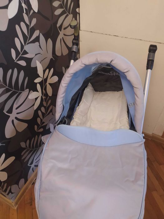 Лятна детска сгъваема количка Chipolino Elleganza светло синя - сива