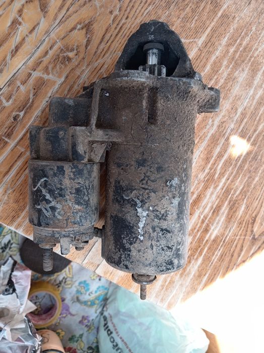 Стартер ауди 100с4. 2литра инжектор