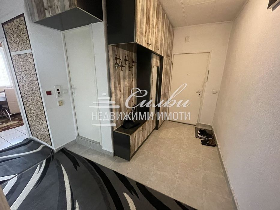 Дава се под наем Двустаен апартамент в Шумен, Болницата - 70 кв.м за 255 € - Снимка #4