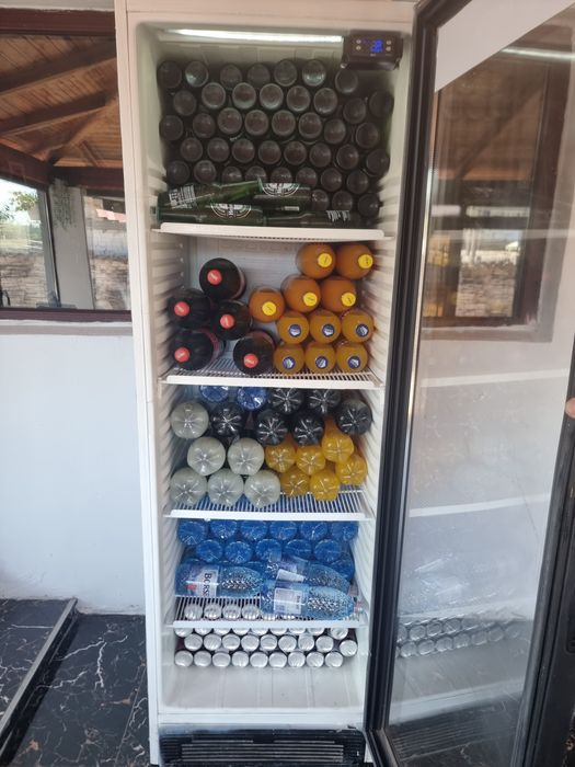 Corturi evenimente de închiriat, Vitrine Frigorifice, Aranjamente DB