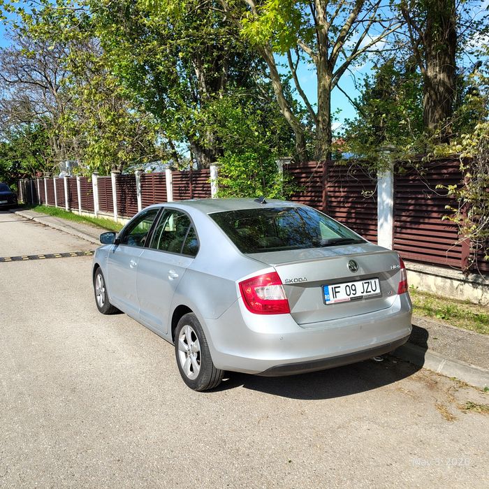 Vând Skoda Rapid automata DSG 2012