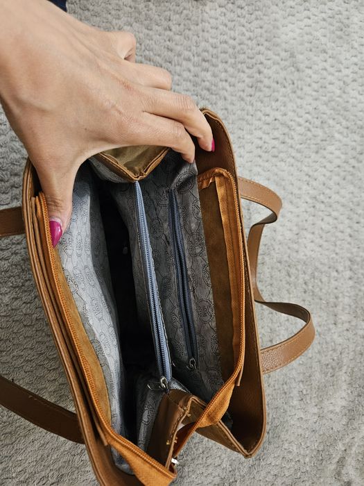 Дамска чанта с дълга дръжка.Ежедневна